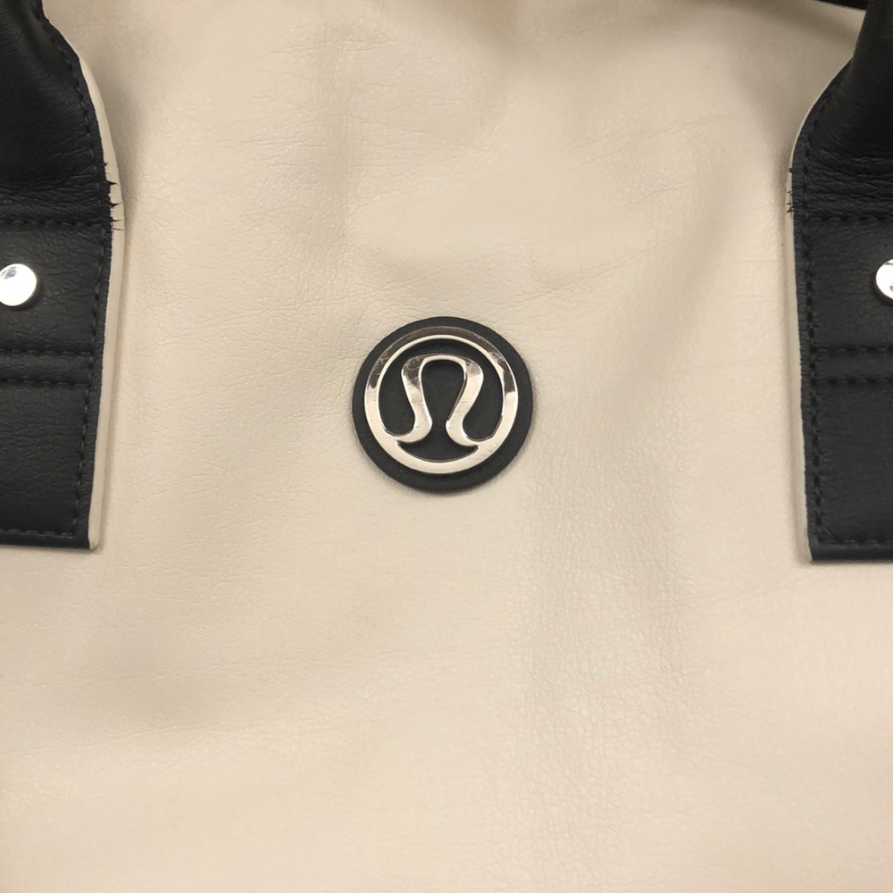 Lululemon gym bag
